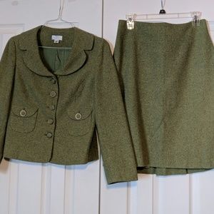 Vintage Ann Taylor Loft suit Madmen Jackie O